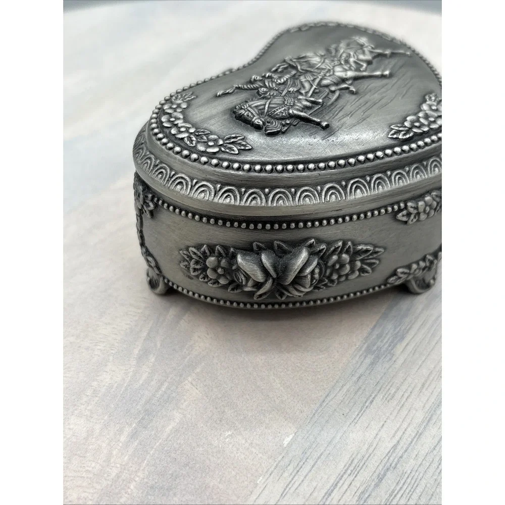 Pewter Heart Shaped Jewelry Box Horses Flowers Trinket from‎ Dubai